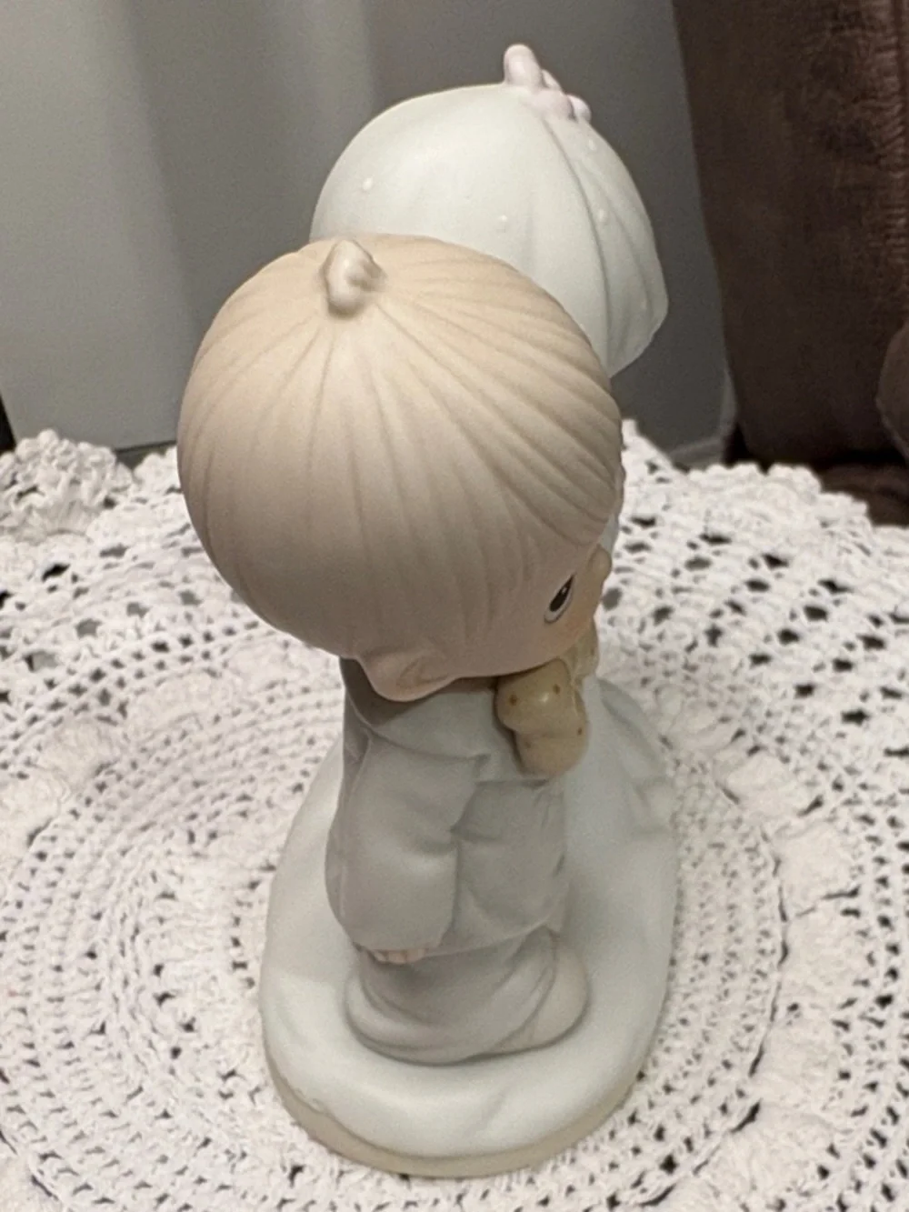 Wedding Precious Moments Couple Figurine: White, Gray, Cream & Pink